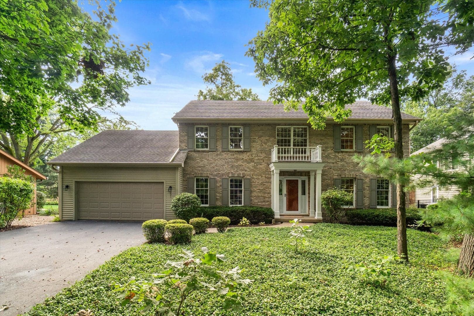 501 Pin Oak Court, St. Charles – photo 1