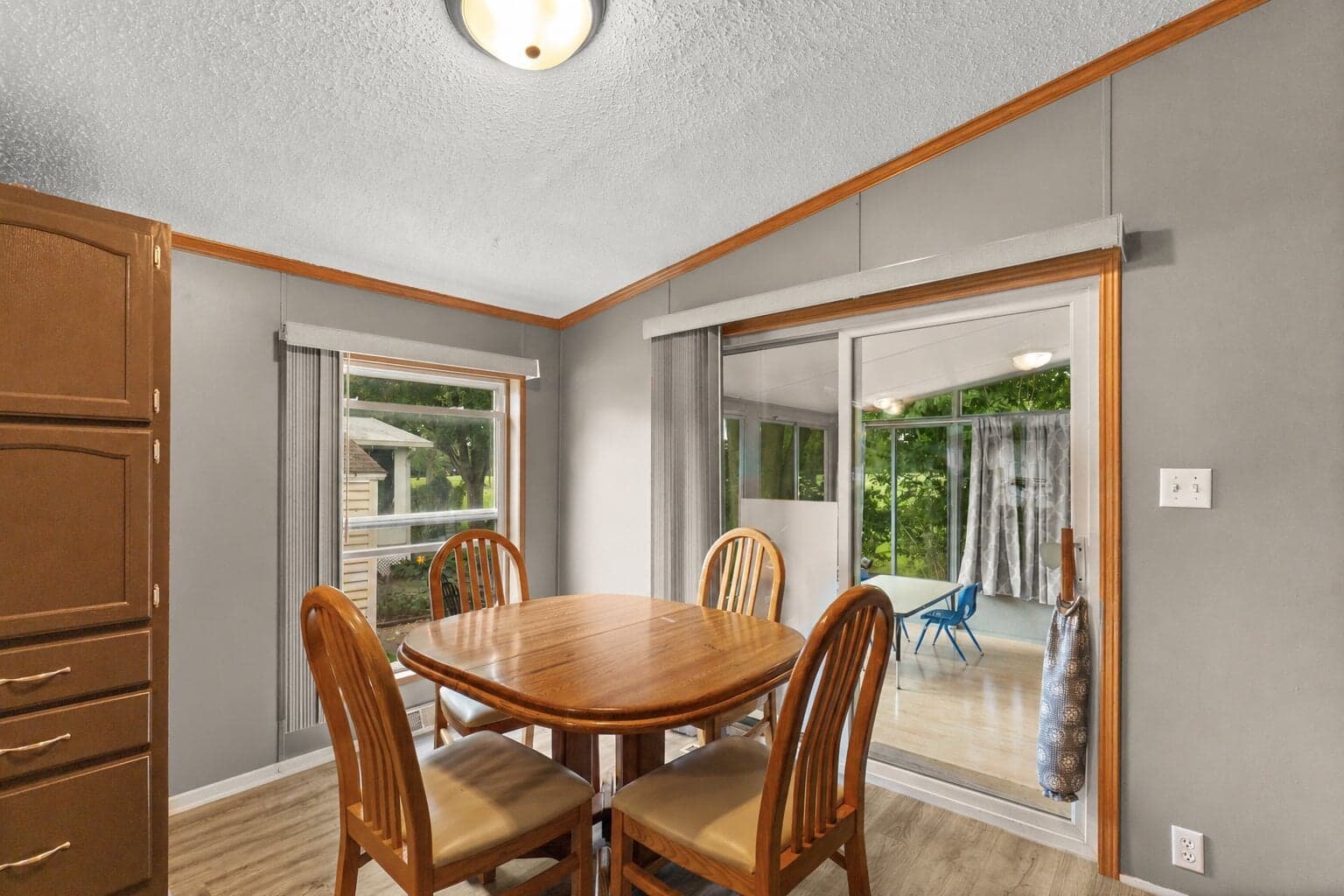 141 Kathryn Lane, Sandwich – photo 2