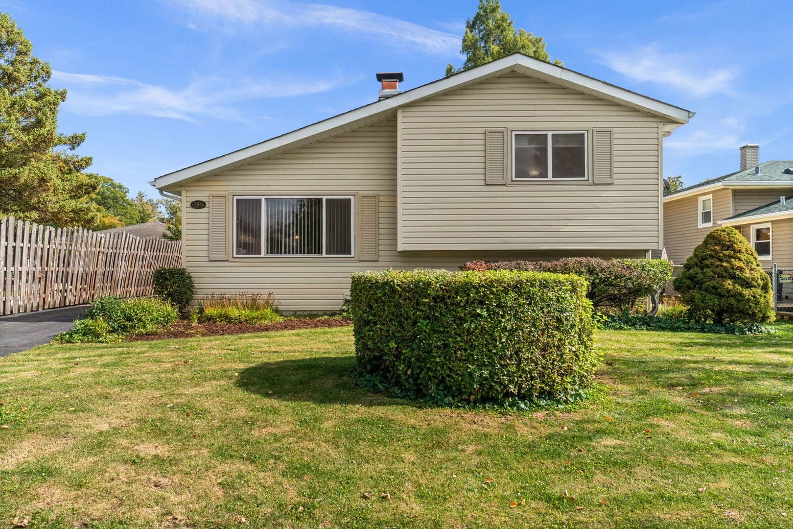 391 Kramer Avenue, Lombard – photo 2