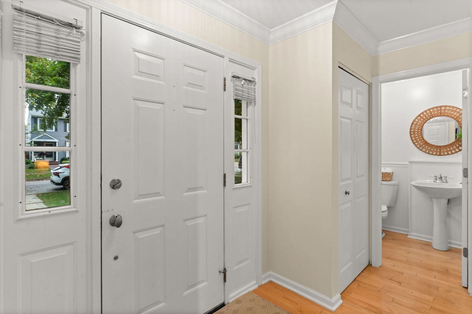920 Britta Lane, Geneva – photo 4