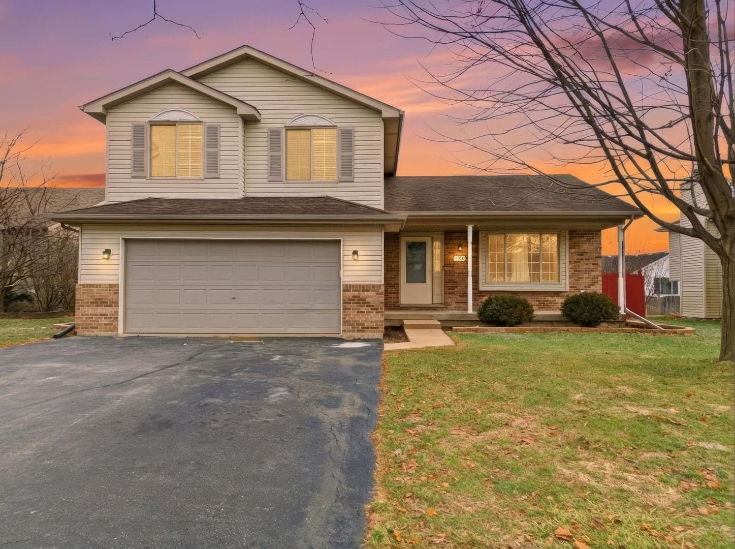 1310 Gilray Drive, Joliet – photo 1