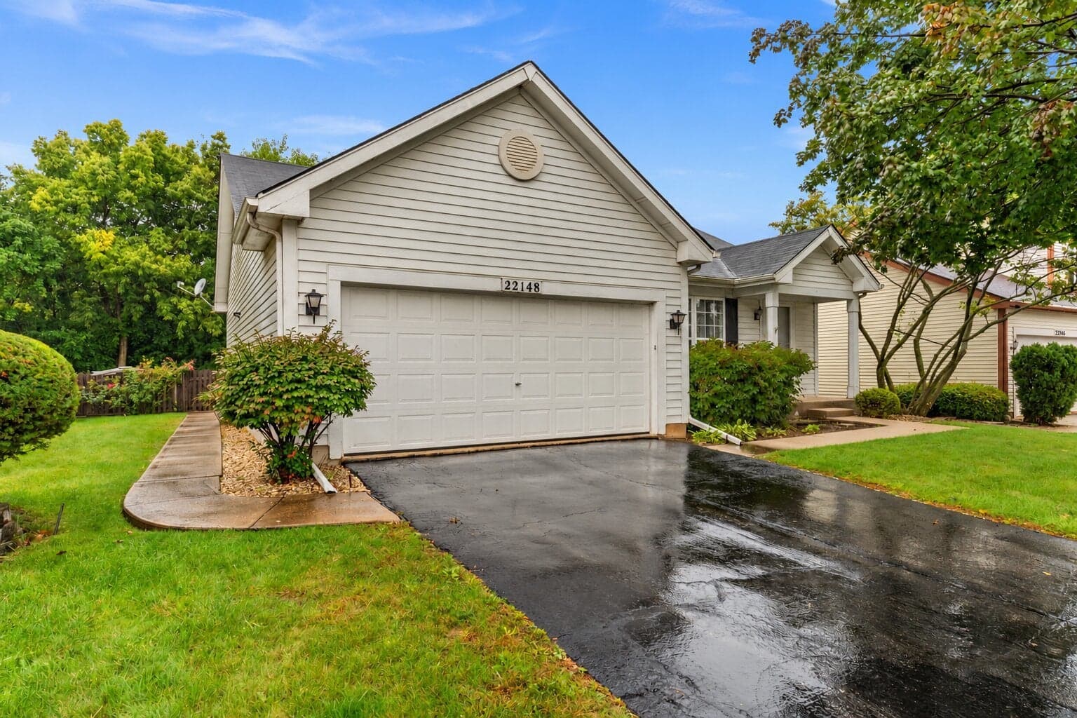 22148 Plymouth Circle, Plainfield – photo 3