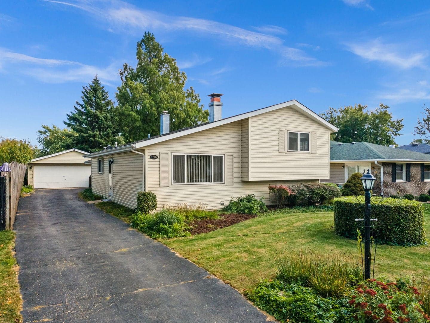 391 Kramer Avenue, Lombard – photo 1