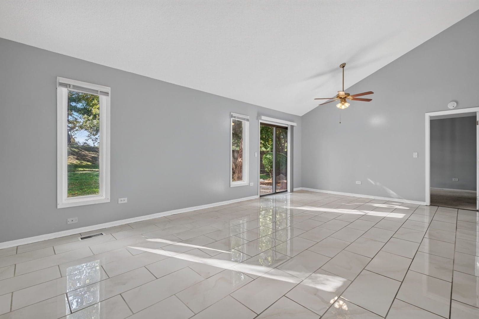 1840 Shetland Drive, Wheaton – photo 4